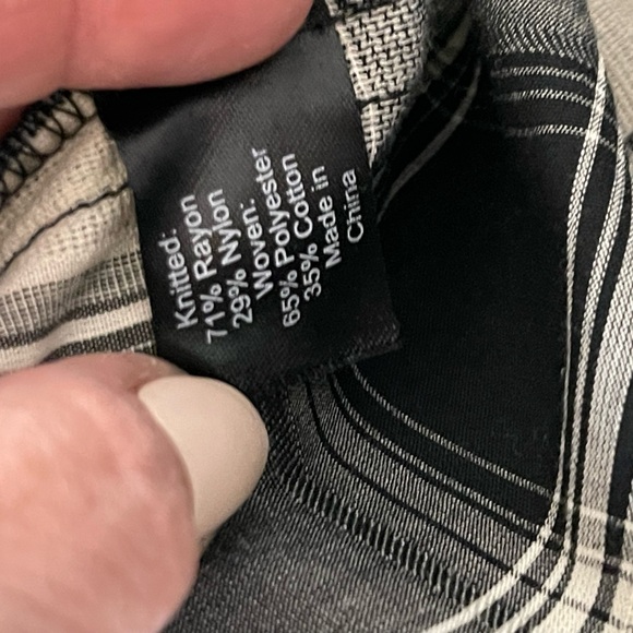 Embossed for Lane Bryant size 18/20 1 pc sweater w/plaid, very over sized/long - Picture 4 of 4